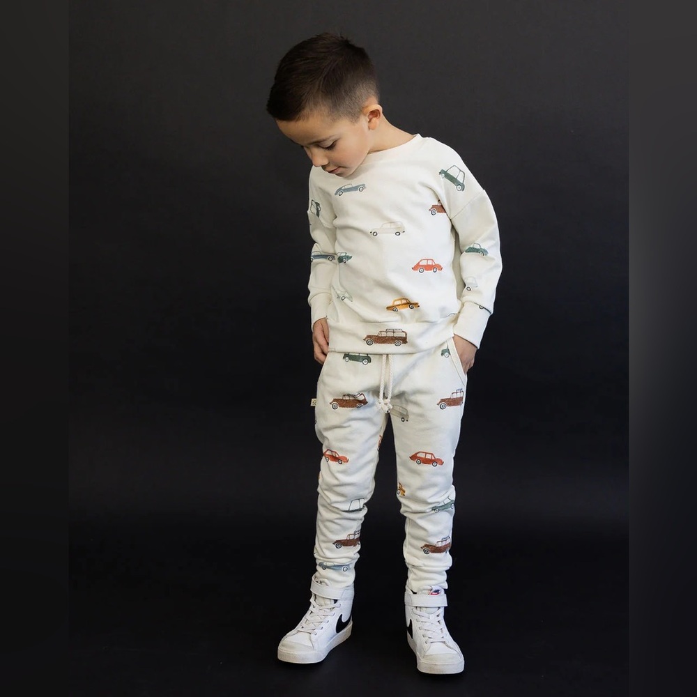 CHILDHOODS cars on natural - CC long sleeve and jogger set - Picture 5 of 16